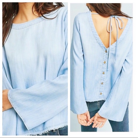 Anthropologie Tops - Anthropologie cloth&stone chambray button back top